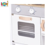Lelin Toys Детска дървена кухня Малкия готвач 40191
