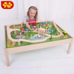 Bigjigs Детска дървена маса за игра с влаково трасе BJT040