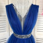 Официална рокля с асиметрична дължина в кралско син цвят
