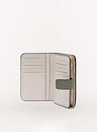 COMPACT WALLET