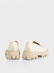 low shoe