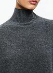 BARBRA TURTLENECK EASY PULLOVER