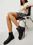 Boots and ankle boots