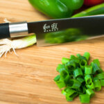 Нож на главния готвач Kai, Wasabi 20 см