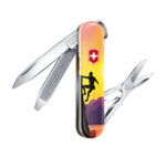 Швейцарски джобен нож Victorinox Classic LE 2020 Climb High