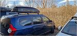 Черни аеродинамични товарни греди Turtle AIR2 за Dacia Lodgy с вградени надлъжни греди