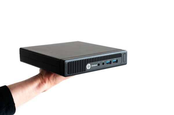 Настолен компютър HP EliteDesk 705 G2 Mini PRO A6-8500B/ 4GB/ 500GB HDD Настолен компютър HP EliteDesk 705 G2 Mini PRO A6-8500B/ 4GB/ 500GB HDD