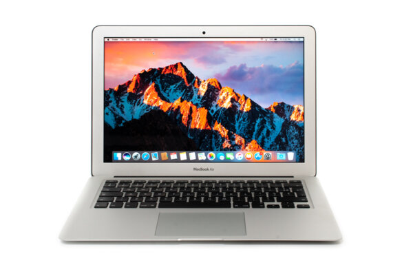 Apple MacBook Air Early 2015 А1466 13"(1440x900)/i5-5250U/8GB/128GB SSD Apple MacBook Air Early 2015 А1466 13"(1440x900)/i5-5250U/8GB/128GB SSD
