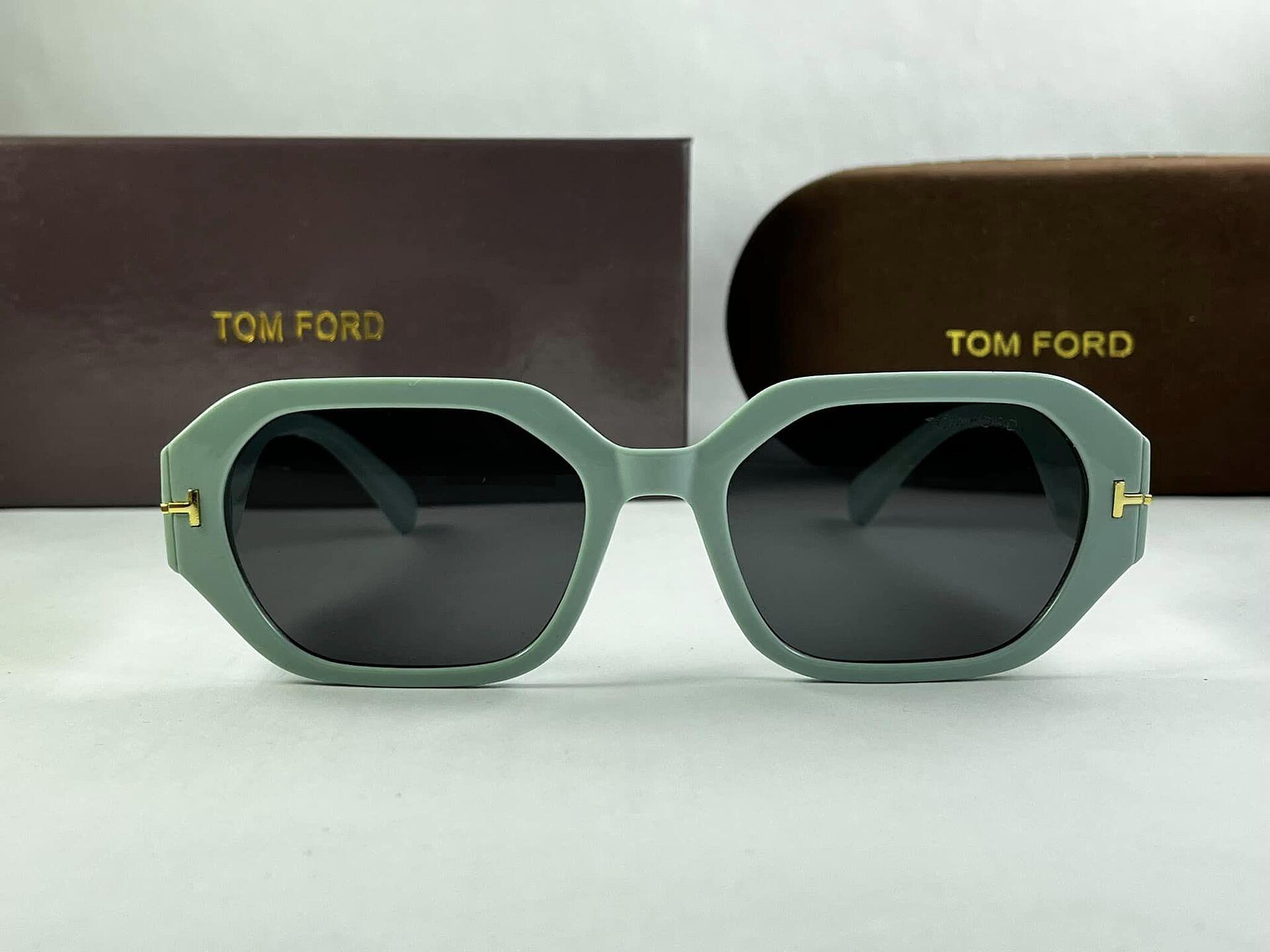 Слънчеви очила TF Правоъгълни BlACK , WHITE GREEN , CHAMPAGNE