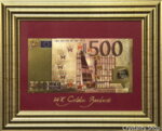 Златна банкнота 500 Евро (цветна) на бордо фон в рамка под стъклено покритие - Реплика