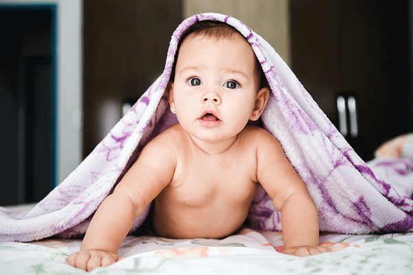 Хранене на бебе на 5 месеца - колко трябва да яде петмесечно бебе?