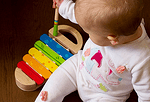 10 Предимства на дървените музикални инструменти за бебета и деца в предучилищна възраст