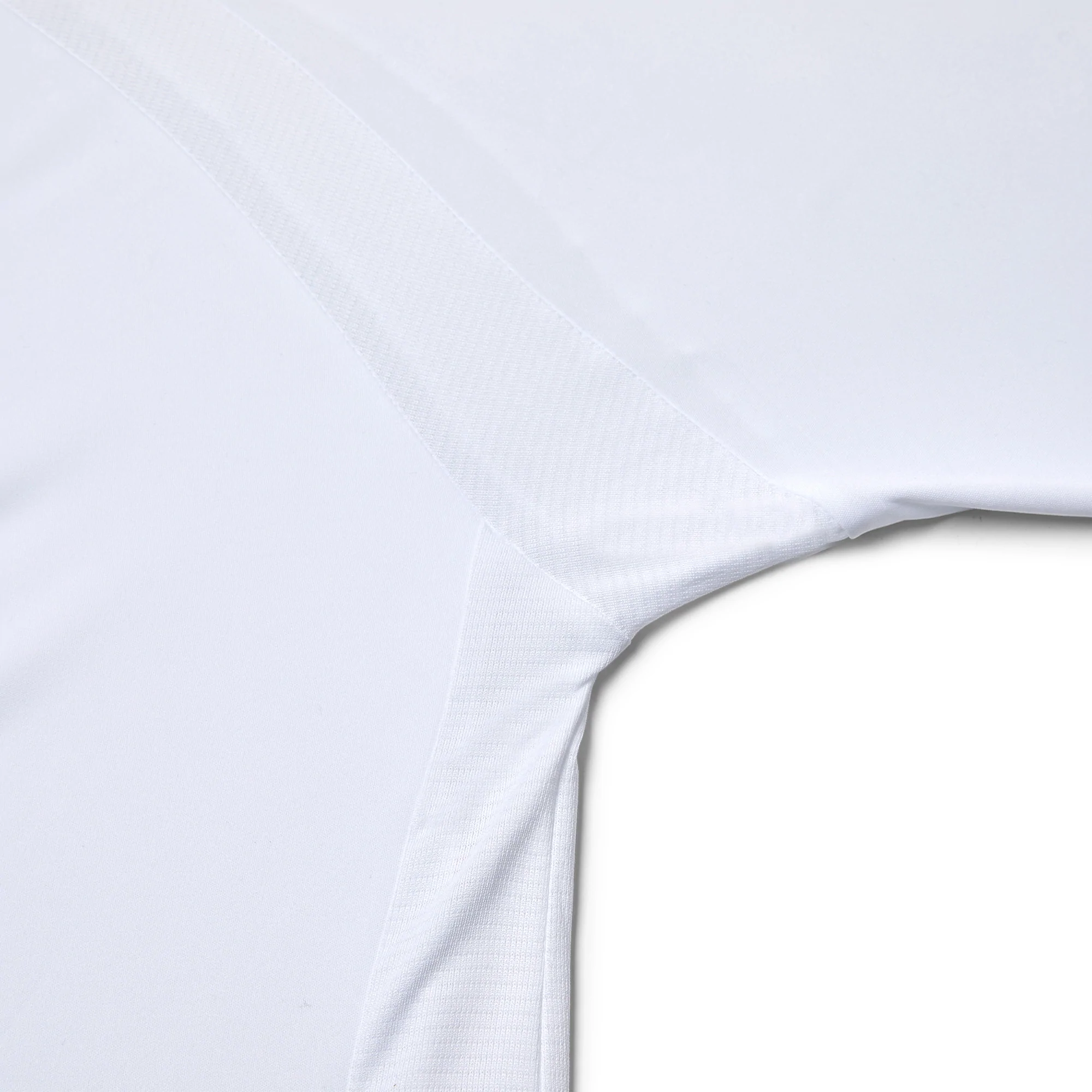 Тениска с дълъг ръкав и качулка UPF 50+ PELAGIC VAPORTEK SIDELINE DORADO PUERTO RICO LONG SLEEVE HOODED PERFORMANCE SHIRT White