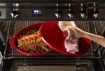 EMILE HENRY Керамична овална тава за печене "PAPILLOTE"  - 1,9 л / 42 х 25см - цвят червен