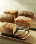 EMILE HENRY Керамична правоъгълна форма за печене на хляб "BREAD LOAF BAKER" - 28 х 13 х 12 см - цвят черен