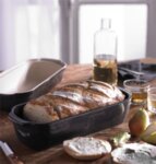 EMILE HENRY Керамична форма за печене на хляб "LARGE BREAD LOAF BAKER" - цвят черен