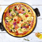 EMILE HENRY Керамична плоча за пица "SMOOTH PIZZA STONE" - Ø 36,5 см - цвят черен
