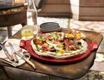 EMILE HENRY Керамична плоча за пица "SMOOTH PIZZA STONE" - Ø 36,5 см - цвят червен