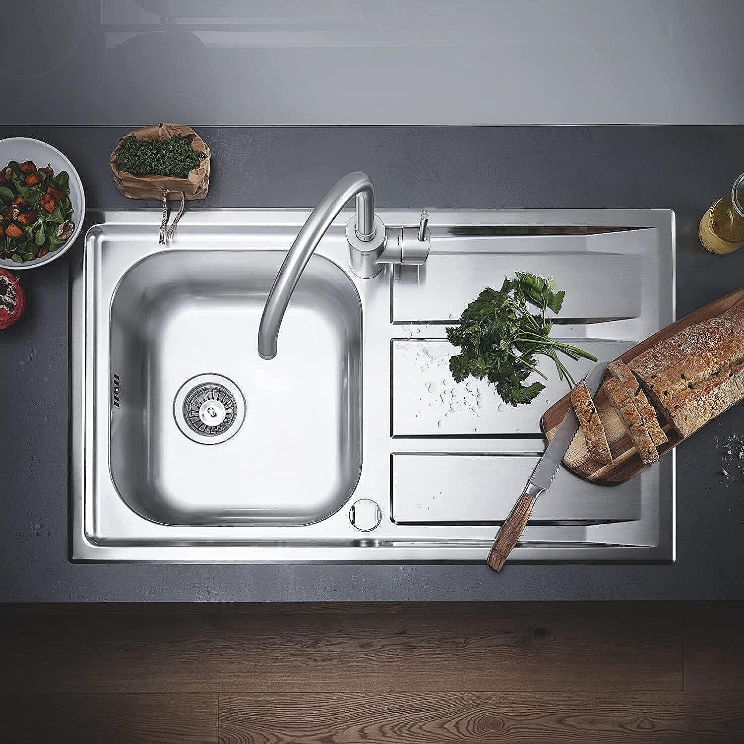 Мивка за кухня от неръждаема стомана с отцедник GROHE K400 31566SD0