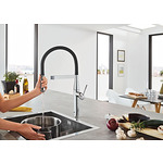 Кухненски смесител с гъвкав чучур 2 типа струя, черен мат GROHE Essence  30503KF0