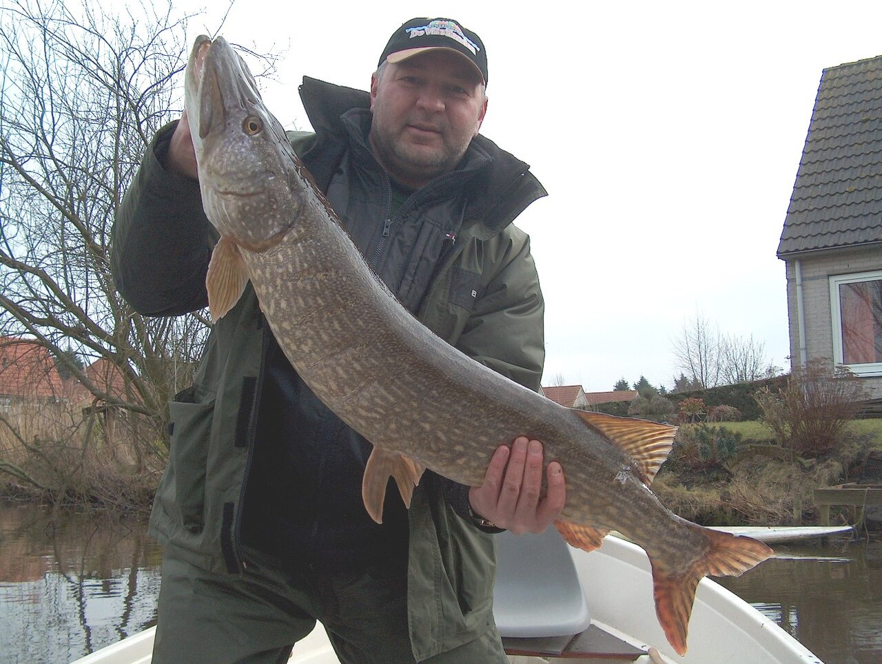 Hot spots for pike during the various seasons