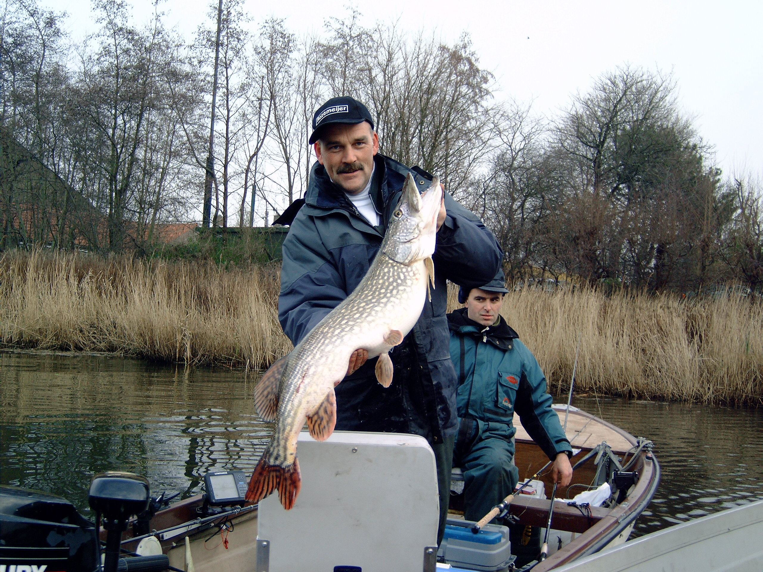 Hot spots for pike during the various seasons