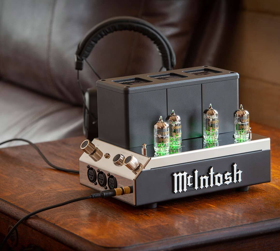 McIntosh MHA200 Headphone Amplifier