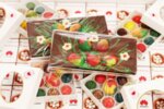 Ръчно декориран шоколад в кутия  Великден