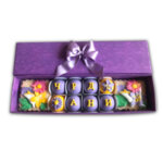 Кутия декорирани бонбони за Жени / ЧРД Сиси