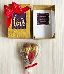 Луксозна кутия златно шоколадово сърце с послание