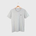 (S) Nike T-Shirt