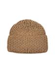 Бежова плетена шапка - топла и мека