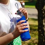 Бутилка за пиене Geda Labels боросиликатно стъкло 500 мл. в силиконов калъф
