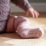 Детски чорапки за прохождане - розови