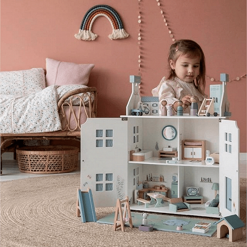 Дървена Къща за Кукли