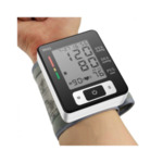 Апарат за измерване на кръвно налягане UKC - китка