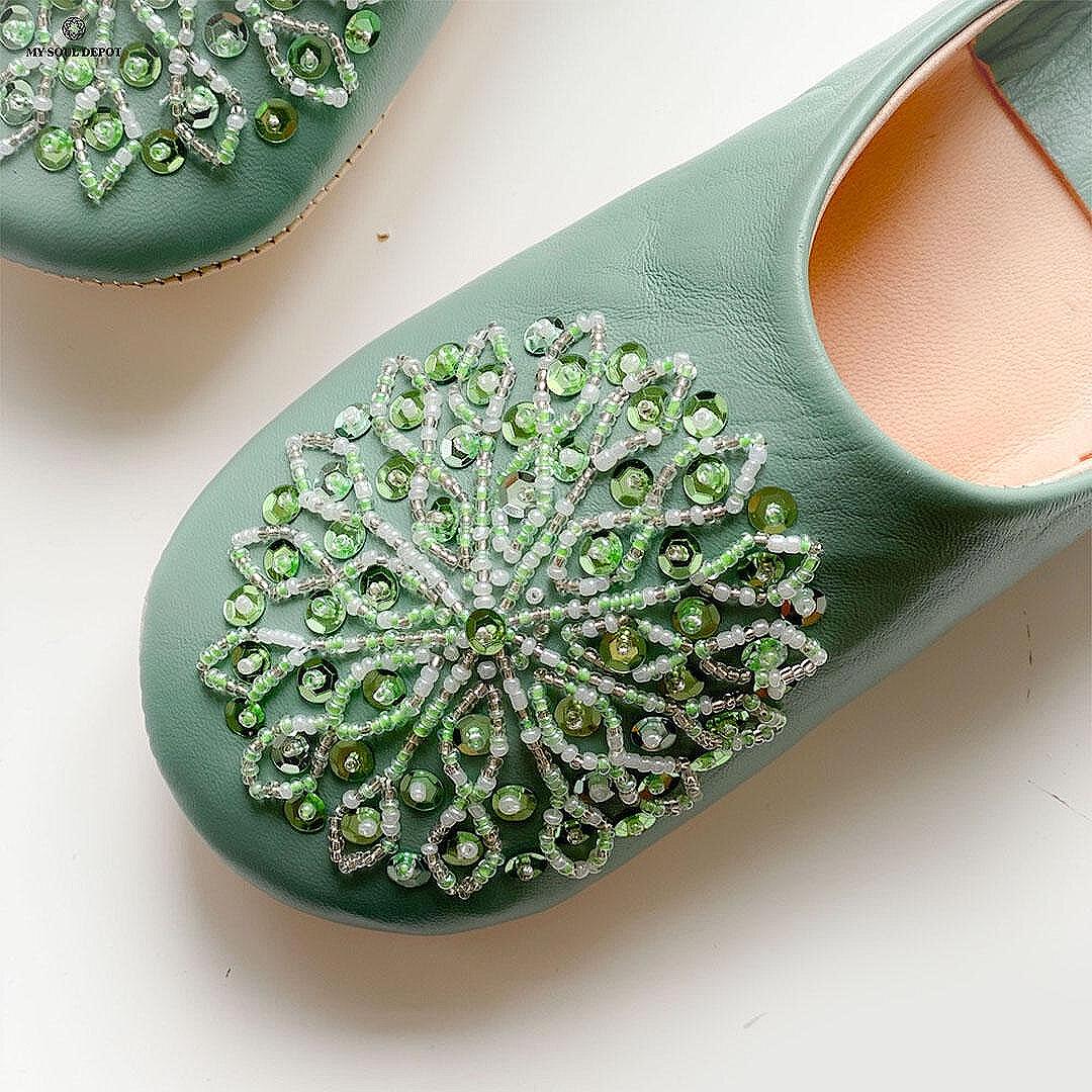 Марокански чехли - бледозелен цвят