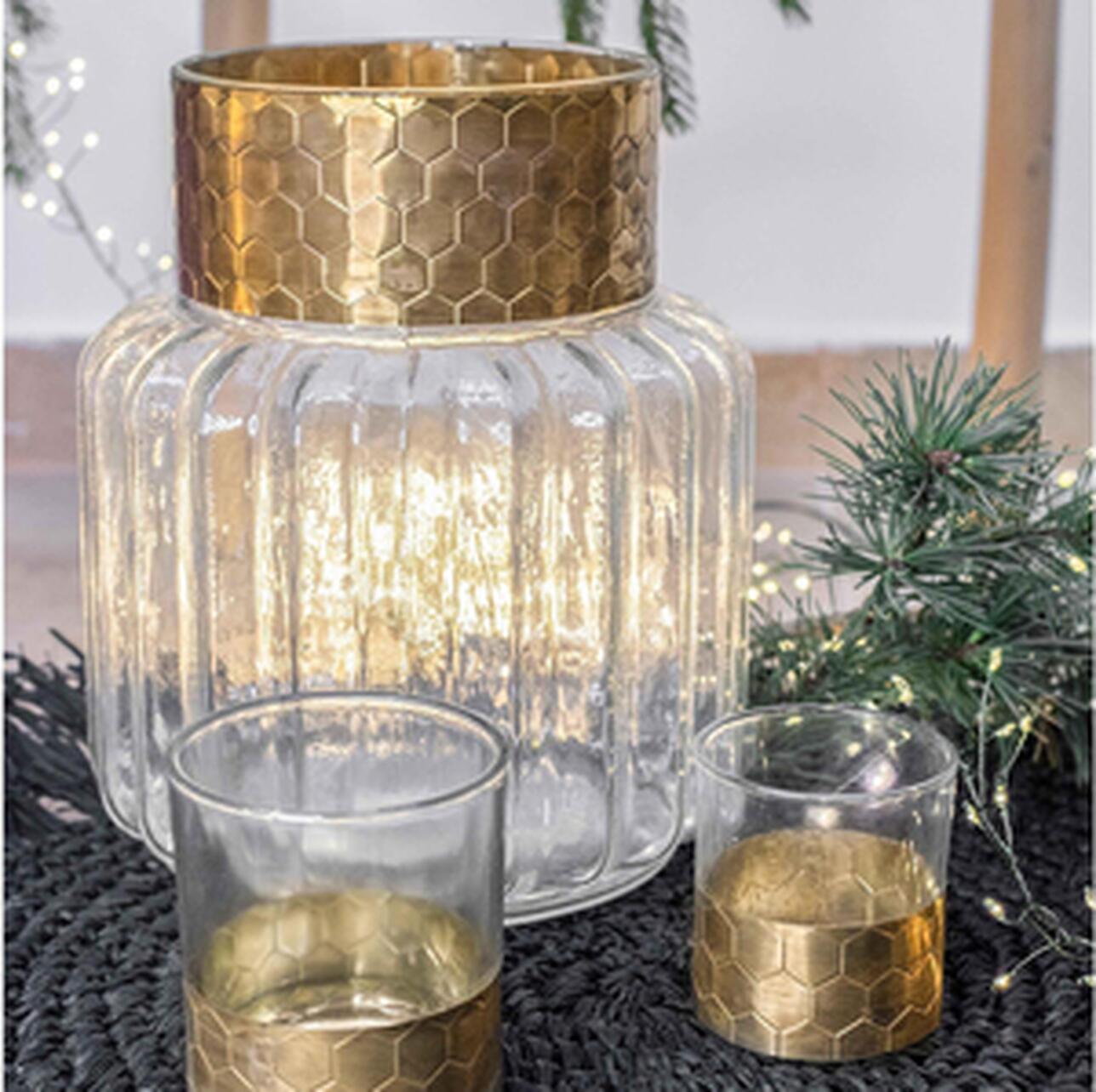 Стъклена ваза със златист метален кант