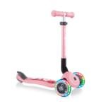 Globber Сгъваема тротинетка със светещи колела Globber Junior Fantasy Lights, пастелно розова 433-210