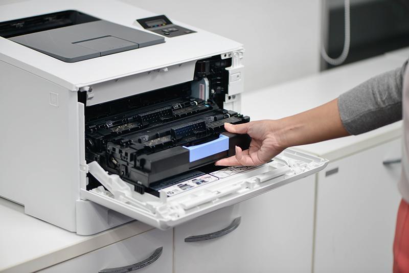 Почистване и поддръжка на лазерен принтер