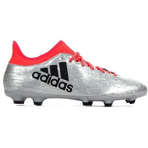 Футболни обувки 25