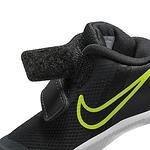 Бебешки спортни обувки Nike Star Runner Графит със зелени акценти
