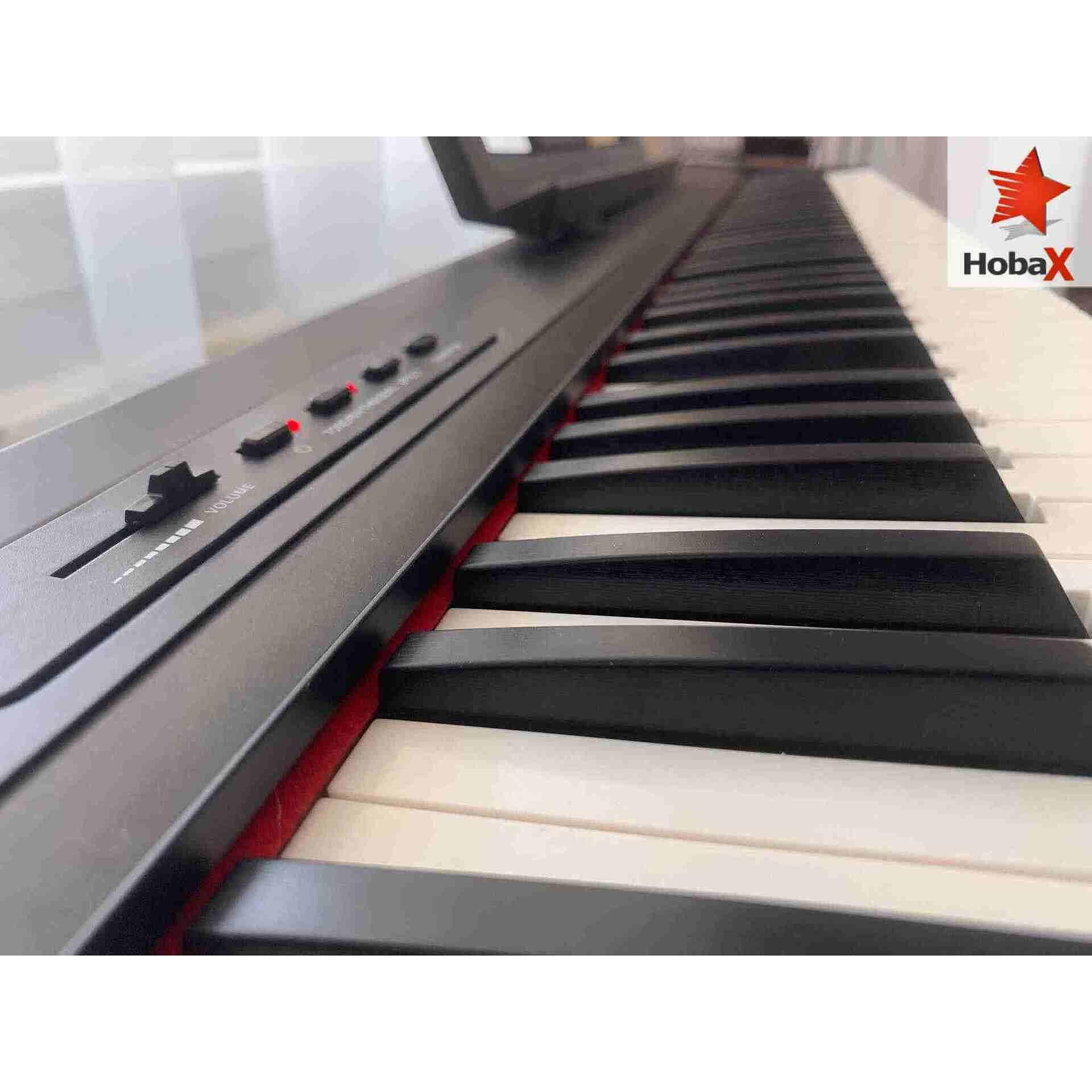 Комплект дигитално пиано Hobax S-196, 88 клавиша, 7 октави, 8 звуци, 128 ритми, вградена стойка за ноти, sustain педал + 3 ПОДАРЪКА - стикери за пиано, слушалки и х стойка