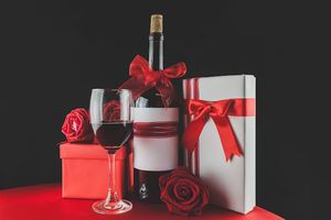 Кошница с вино за подарък 3