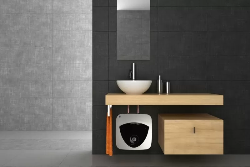 Бойлер Ariston ANDRIS LUX 15 UR /5 EU - под мивка
