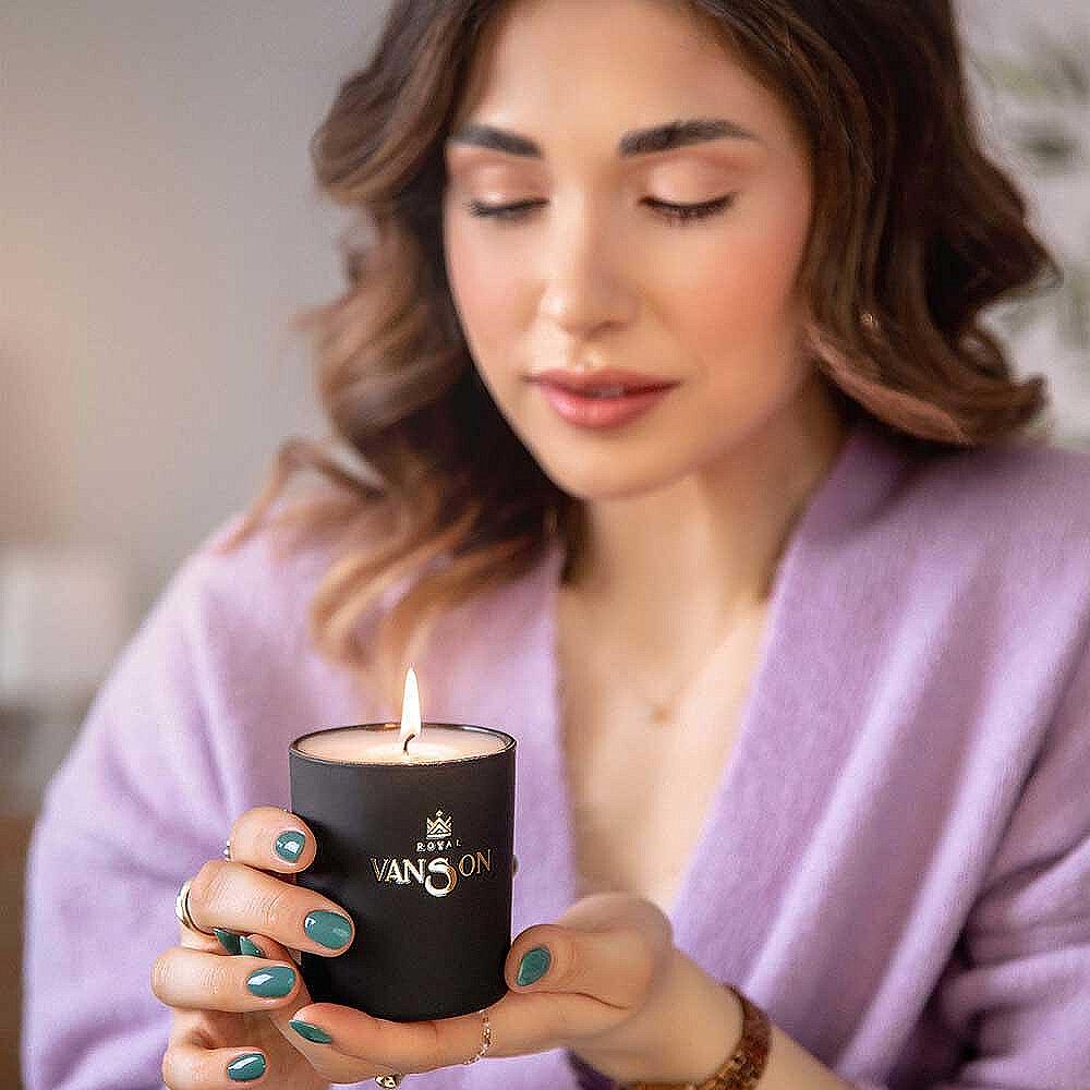 Ароматна свещ Royal Van Son Queen Of France Candle
