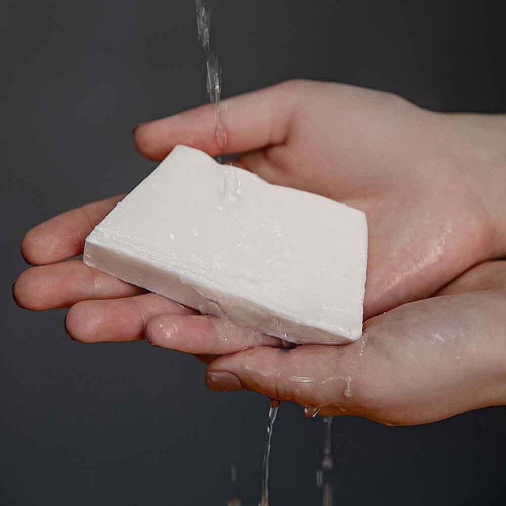 Органик сапун за лице с роза и лавандула Royal Van Son Queen of France Compact Face Wash