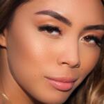 Уплътняващ гланц за устни The Balm Plump Your Pucker