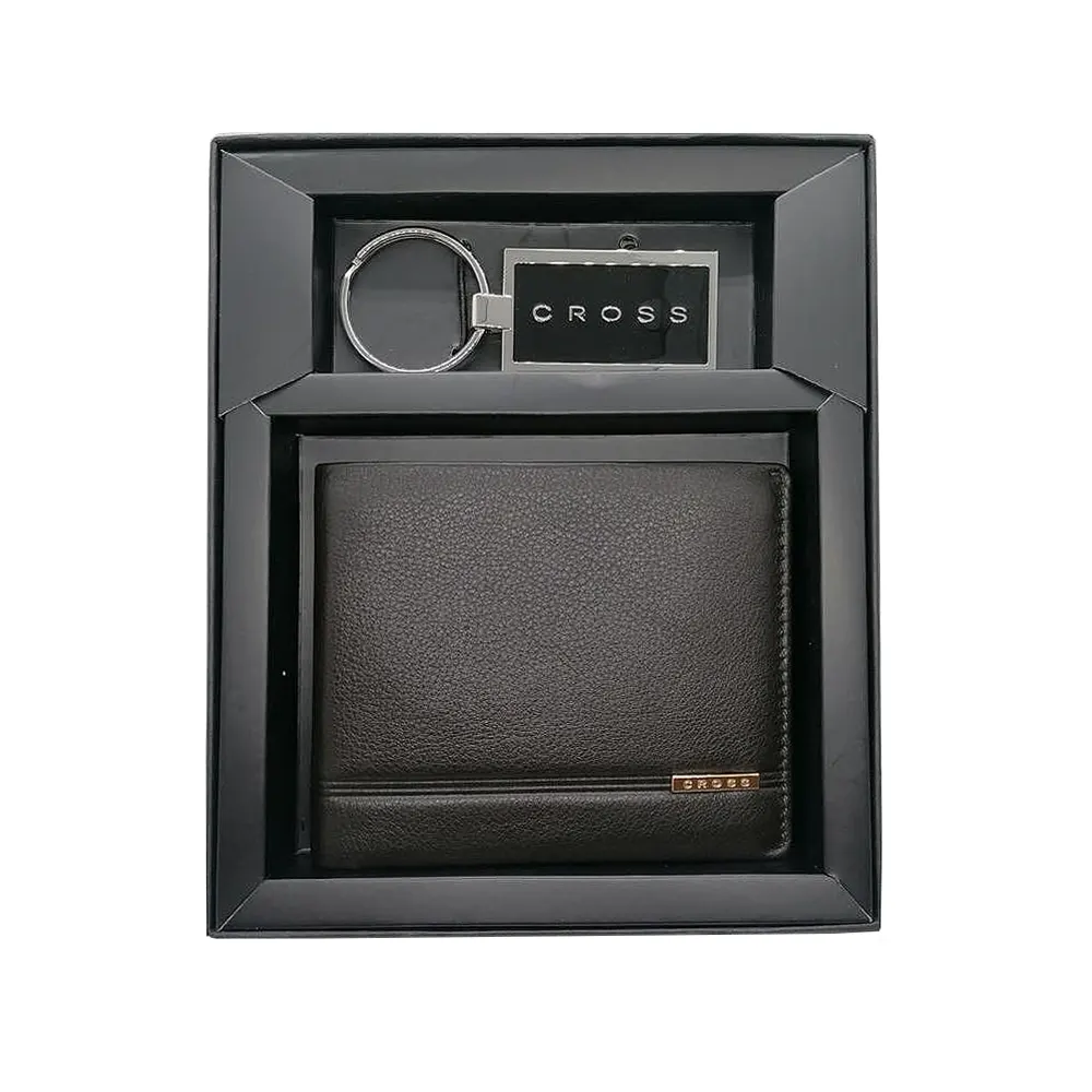 Комплект Cross Classic Century - портфейл Slim Oak Brown и ключодържател Комплект Cross Classic Century - портфейл Slim Oak Brown и ключодържател