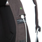 Раница Swissdigital, джоб за лаптоп, USB порт, тъкмнокафява